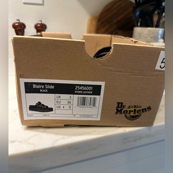Dr. Martens-Blaire Platform - Picture 4 of 4